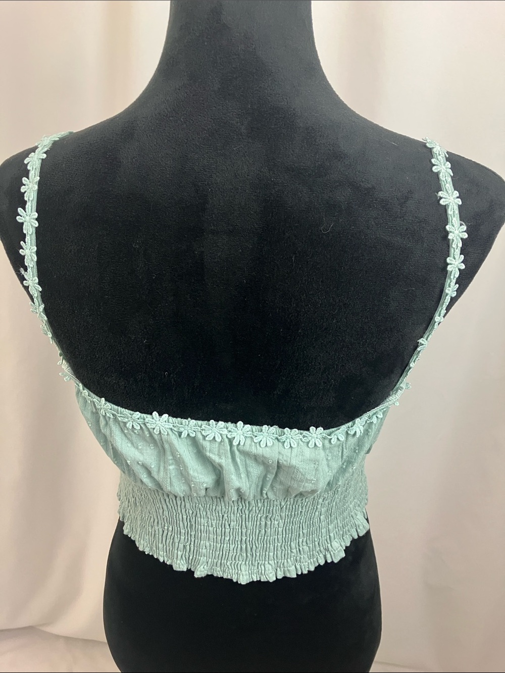 Mint Green Floral Trim Cropped Button Front Top Woman’s Size Small - Picture 4 of 6